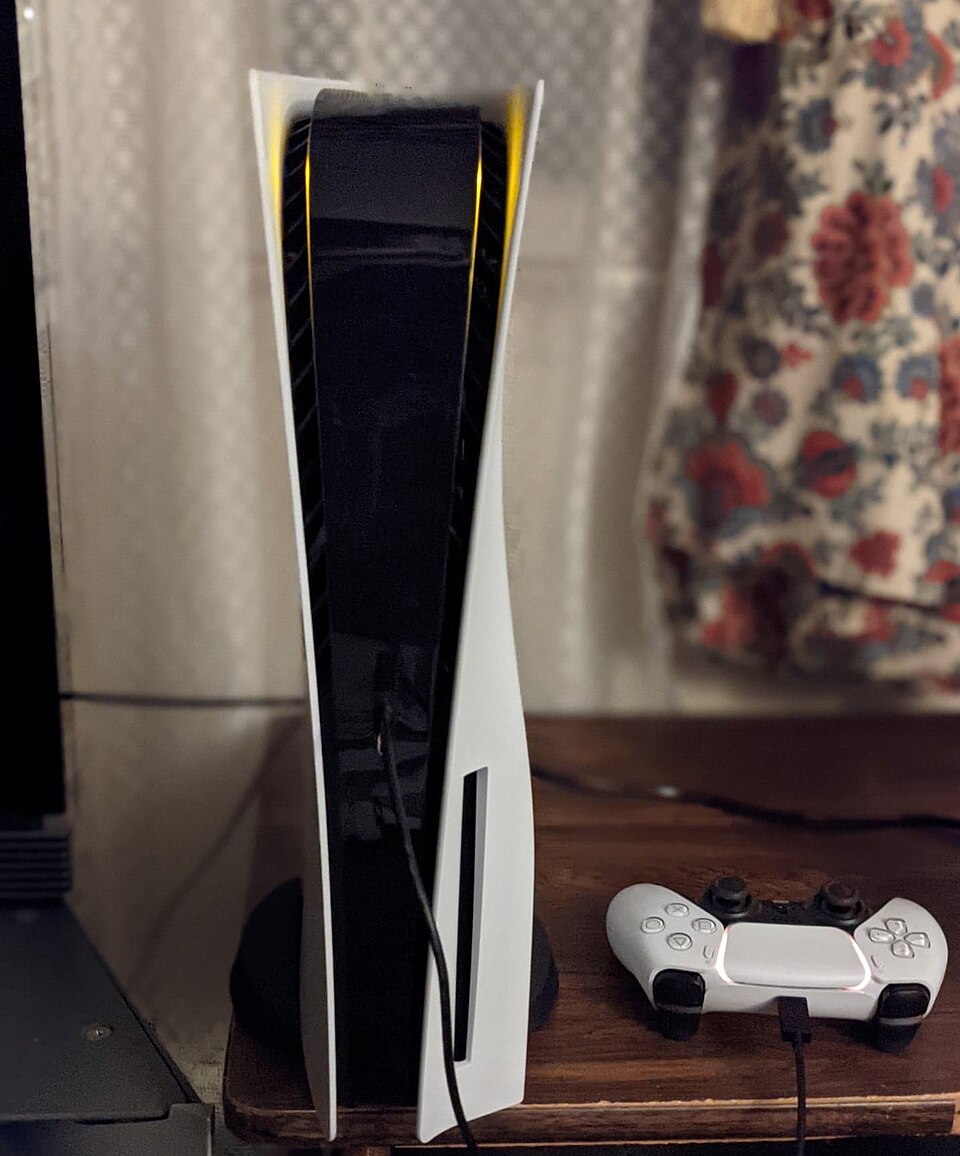 Геймпад DualSense от PlayStation 5 с адаптивными триггерами